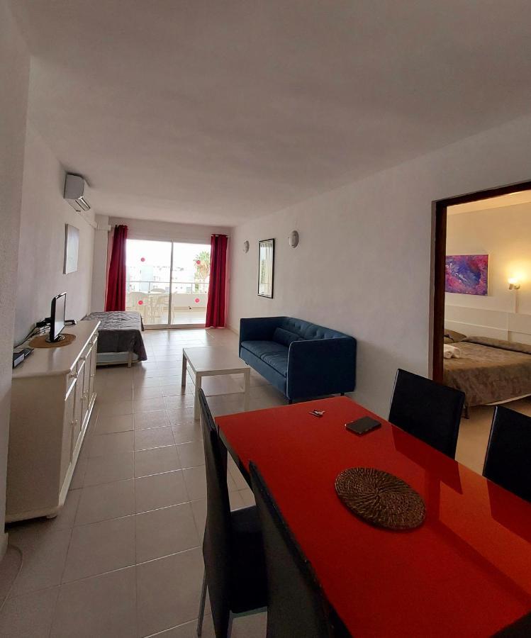 Siesta Mar Apartamentos Ibiza Santa Eulària des Riu Extérieur photo